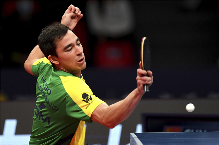 绩紧随其后 绩紧随其后