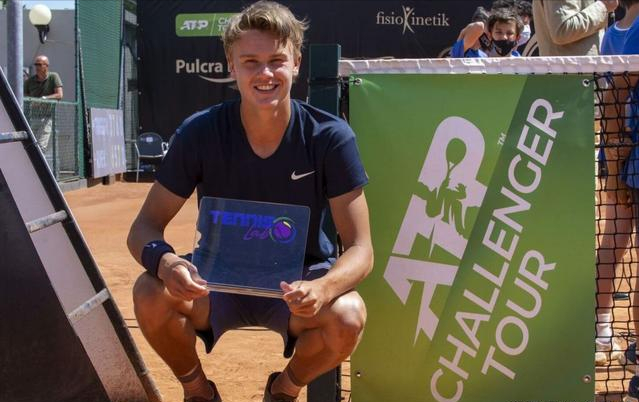 赛程压力甚 赛程压力甚