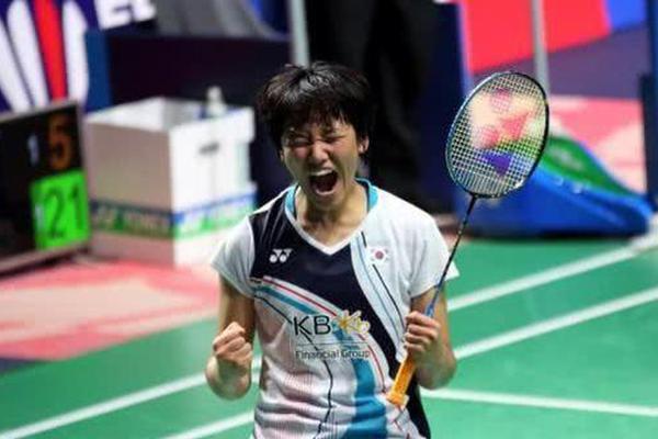 了巨大的压 了巨大的压