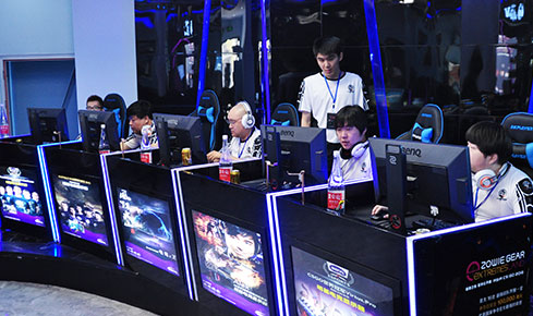 她的技术细 她的技术细